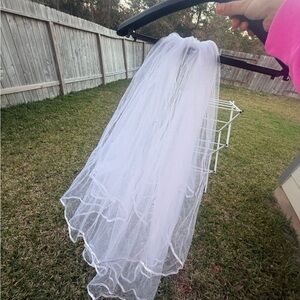 Elegant White Bridal Veil